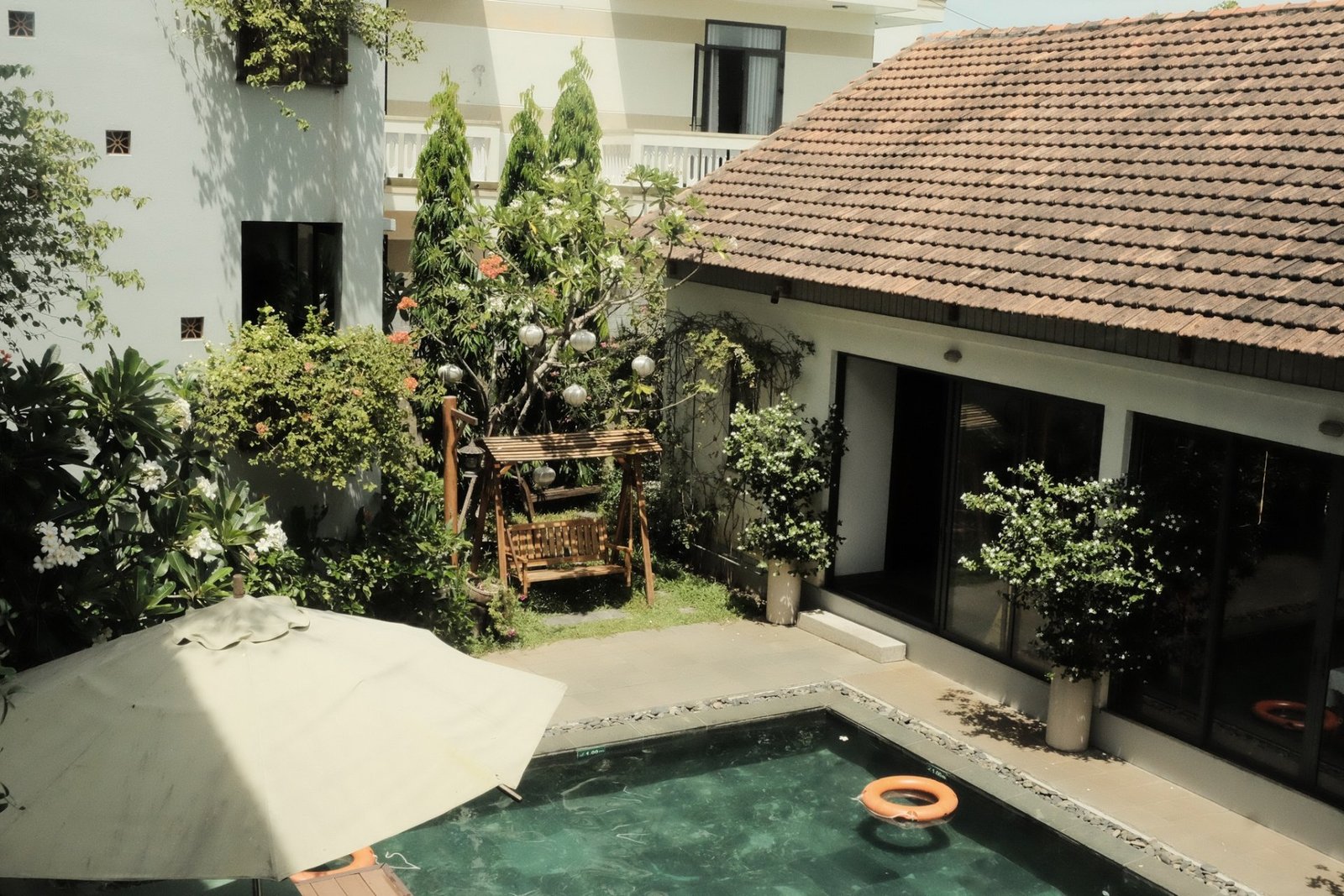 Frame Hình nền Web